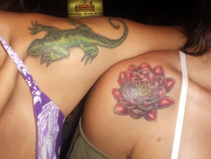 Tatto Femininas on Tattoos Femininas Lagarto E Flor Ombro